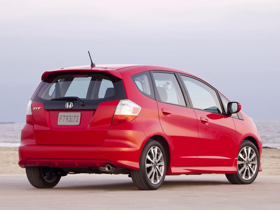  Honda Fit Sport 2011 года  (US) (фото 17 из 21)